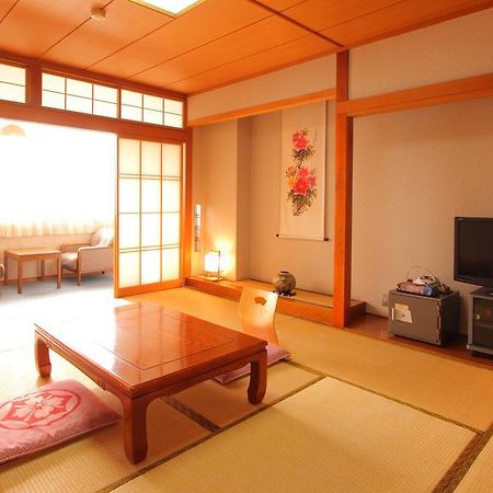 Kasugai View Hotel Fuefuki Екстер'єр фото