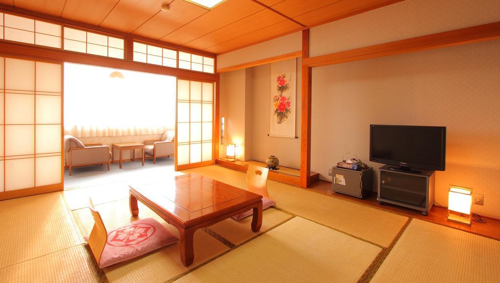 Kasugai View Hotel Fuefuki Екстер'єр фото